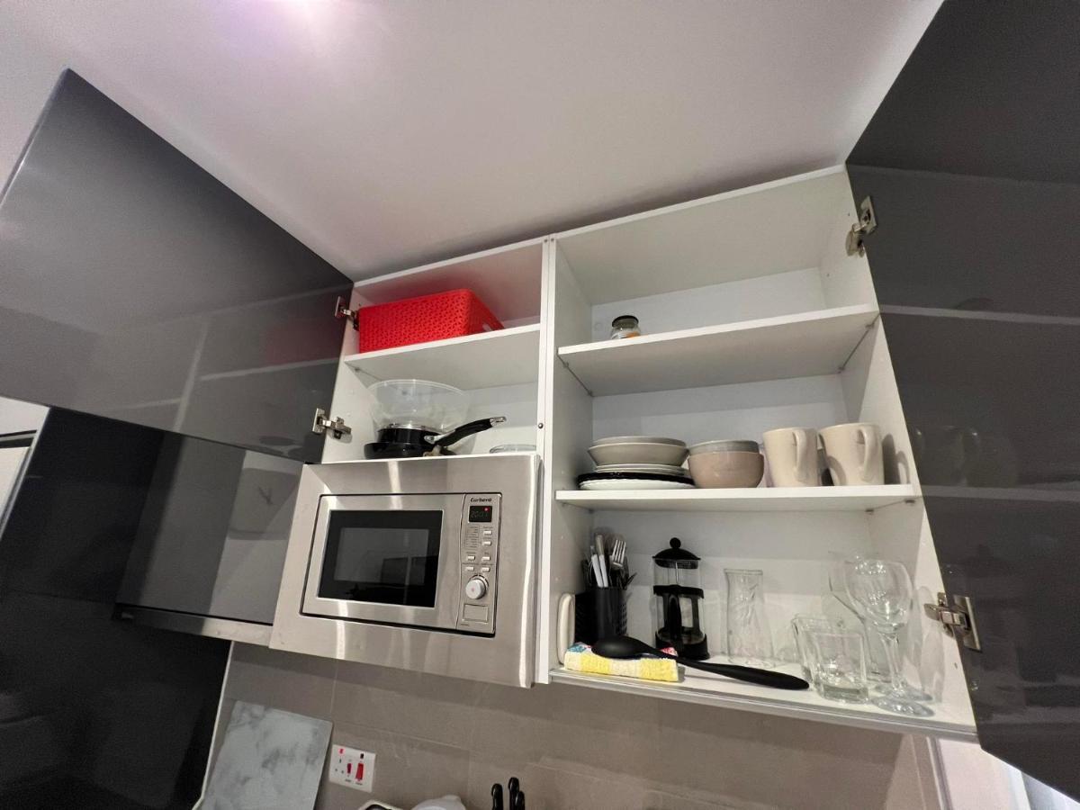 1Br Hidden Gem At The Nook Apartment ยิบรอลตาร์ ภายนอก รูปภาพ