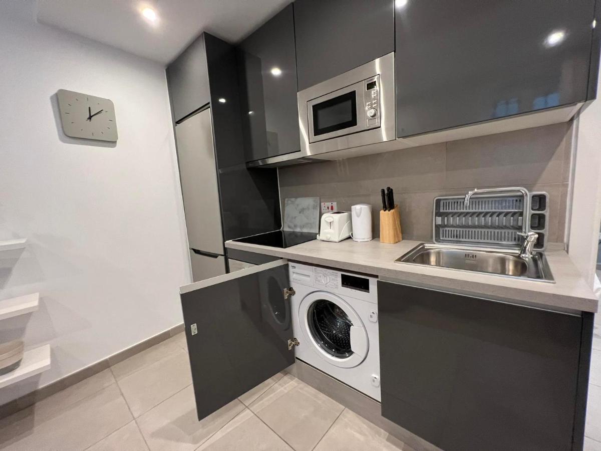 1Br Hidden Gem At The Nook Apartment ยิบรอลตาร์ ภายนอก รูปภาพ