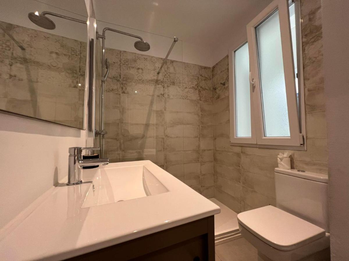 1Br Hidden Gem At The Nook Apartment ยิบรอลตาร์ ภายนอก รูปภาพ