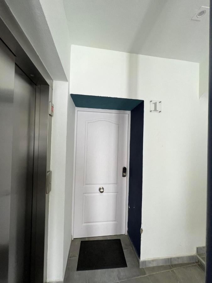 1Br Hidden Gem At The Nook Apartment ยิบรอลตาร์ ภายนอก รูปภาพ